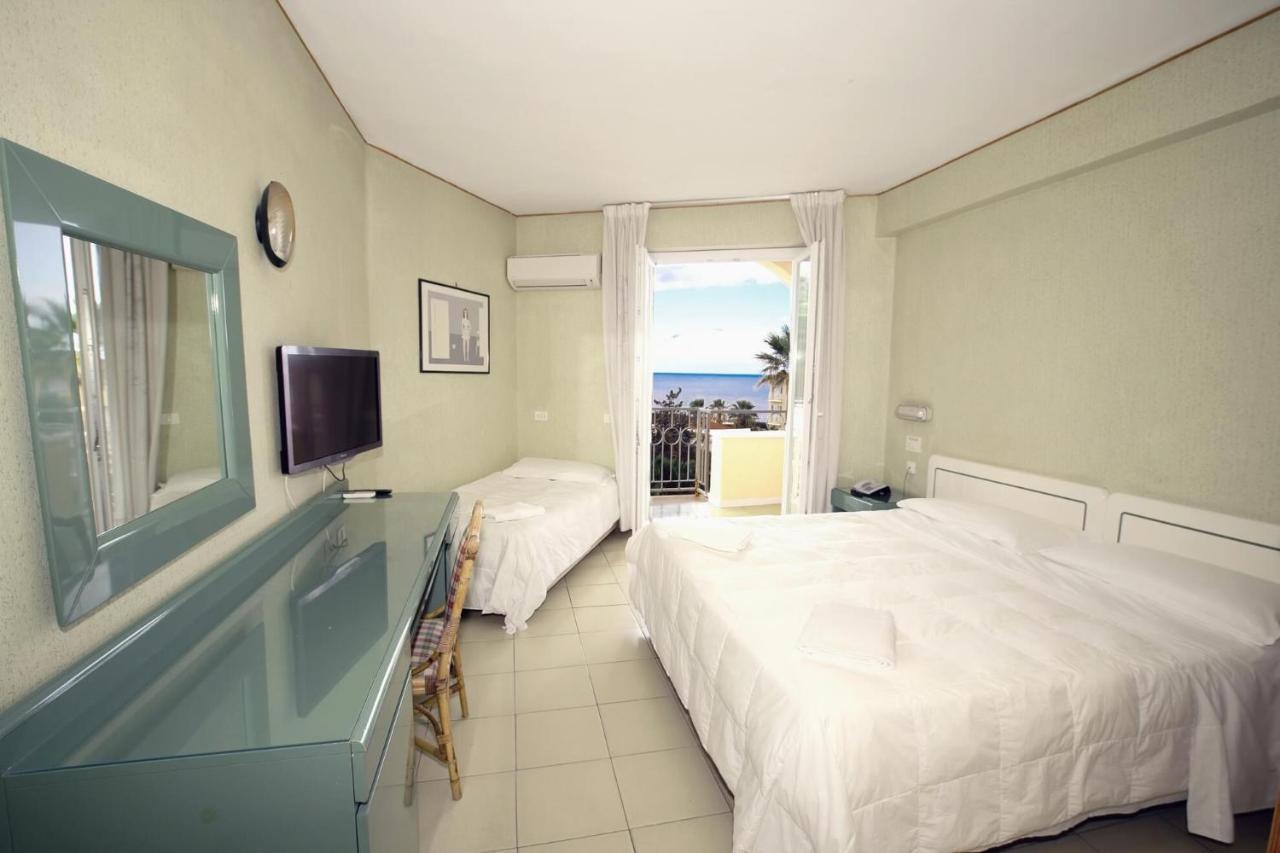 Perla Del Golfo Resort Terrasini Quarto foto